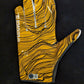 MVP Authentics Pittsburgh Steelers Broderick Jones Signed Glove Beckett Hologram 85.50 sports jersey framing , jersey framing