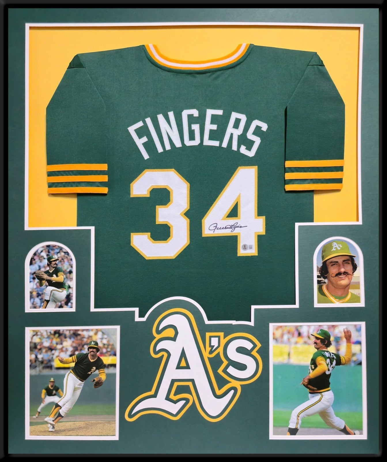 Framed Oakland A's Rollie Fingers Autographed Signed Jersey Beckett Hologram