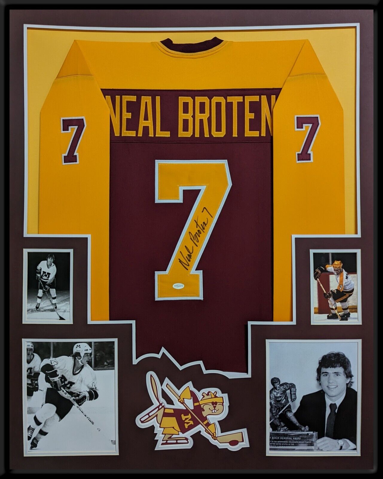 MVP Authentics Framed Minnesota Gophers Neal Broten Autographed Signed Jersey Tse Coa 585 sports jersey framing , jersey framing