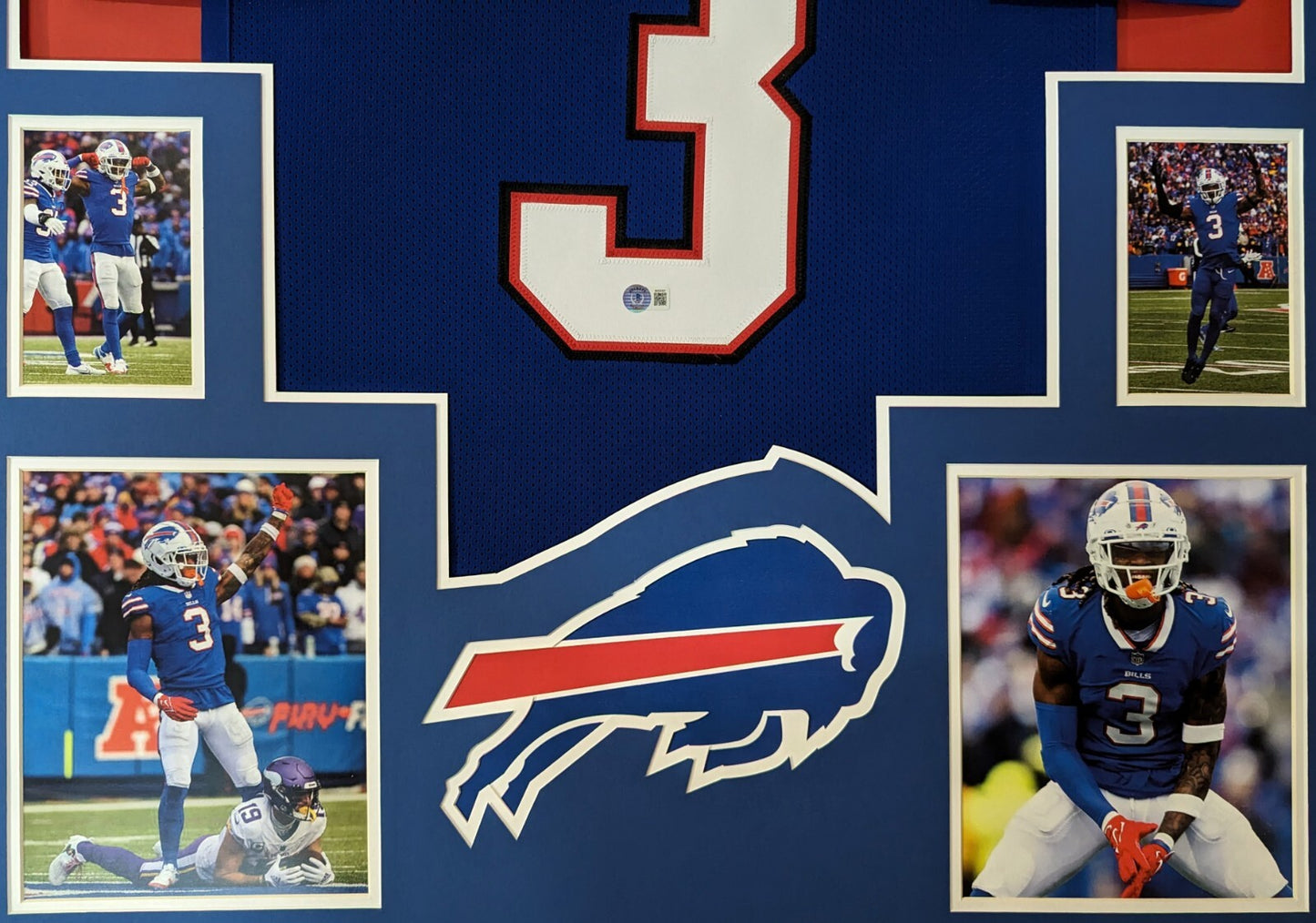 Framed Buffalo Damar Hamlin Autographed Signed Jersey Beckett Holo