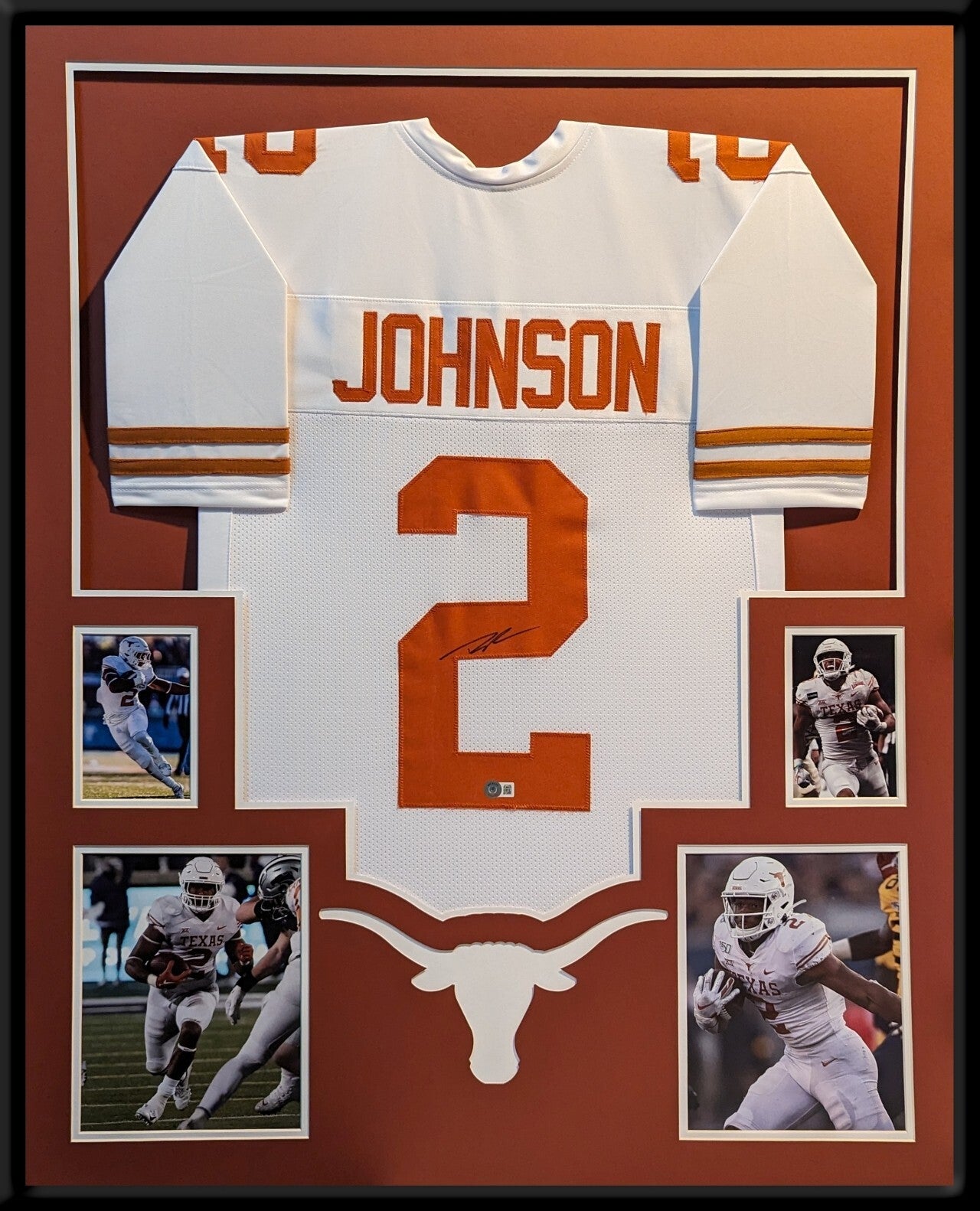 Framed Texas Longhorns Roschon Johnson Autograph Signed Jersey Beckett Holo
