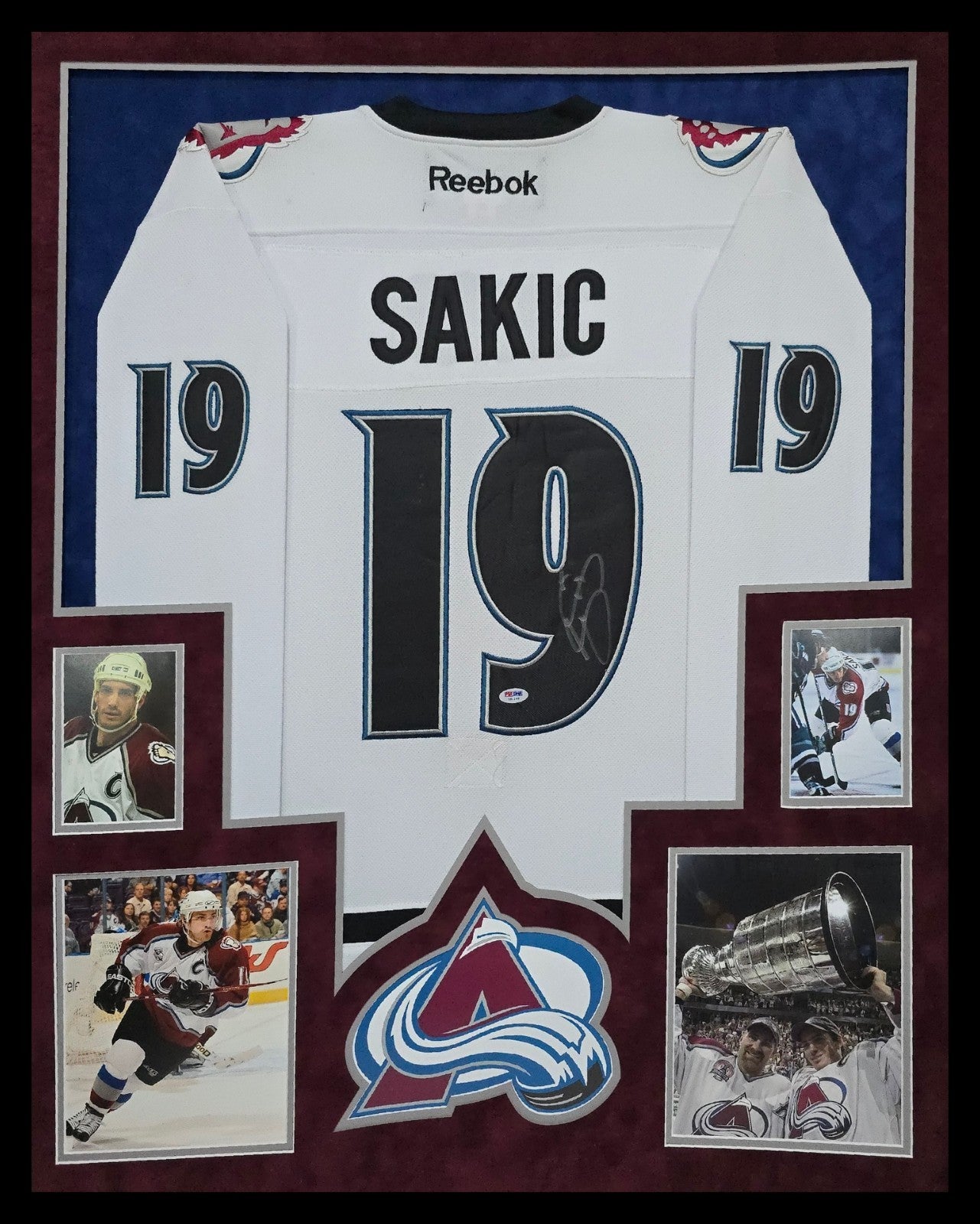 Suede Framed Colorado Avalanche Joe Sakic Autographed Signed Jersey Psa Coa