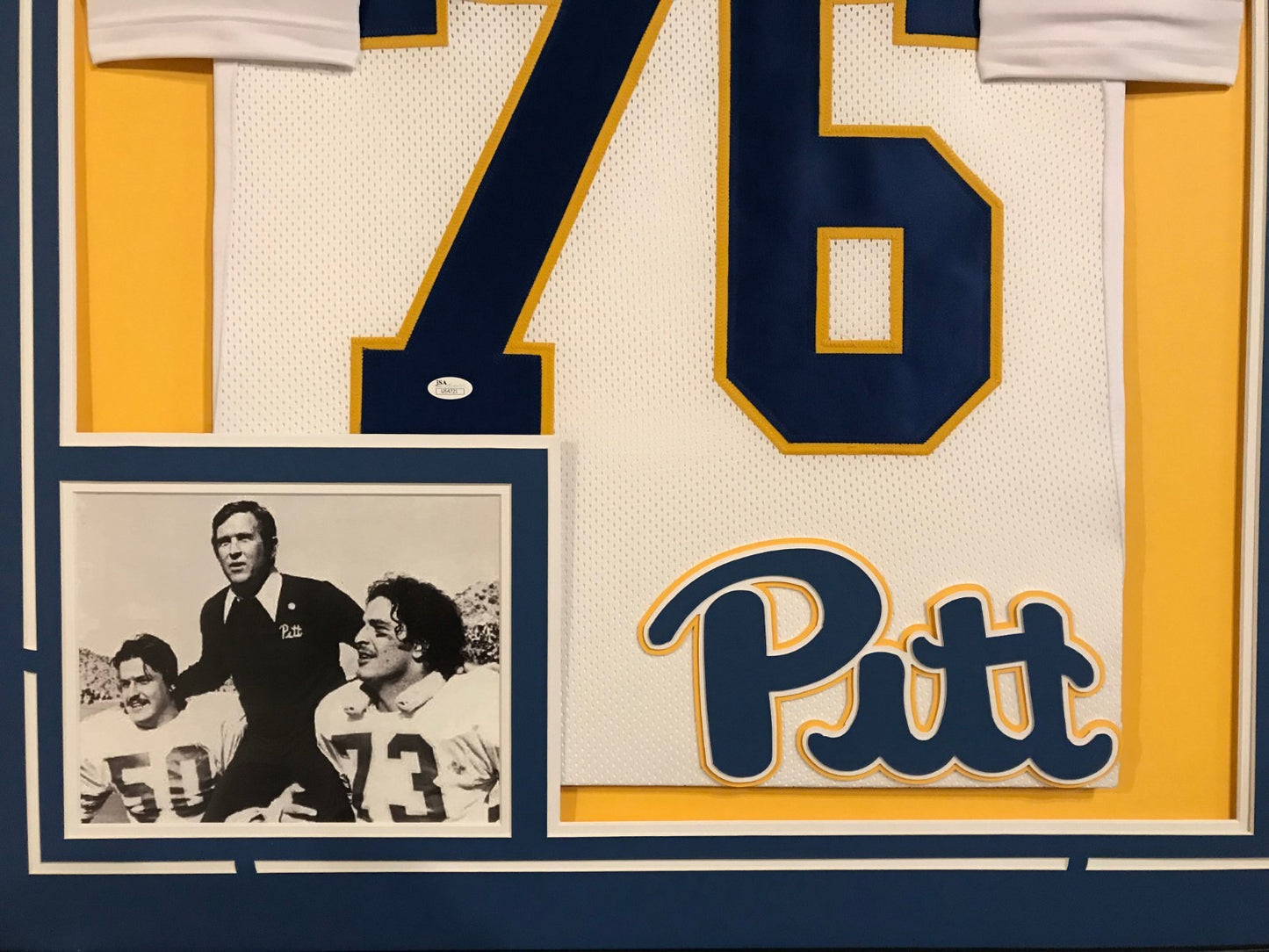 Framed Pitt Panthers Johnny Majors Autographed Signed Jersey Jsa Coa