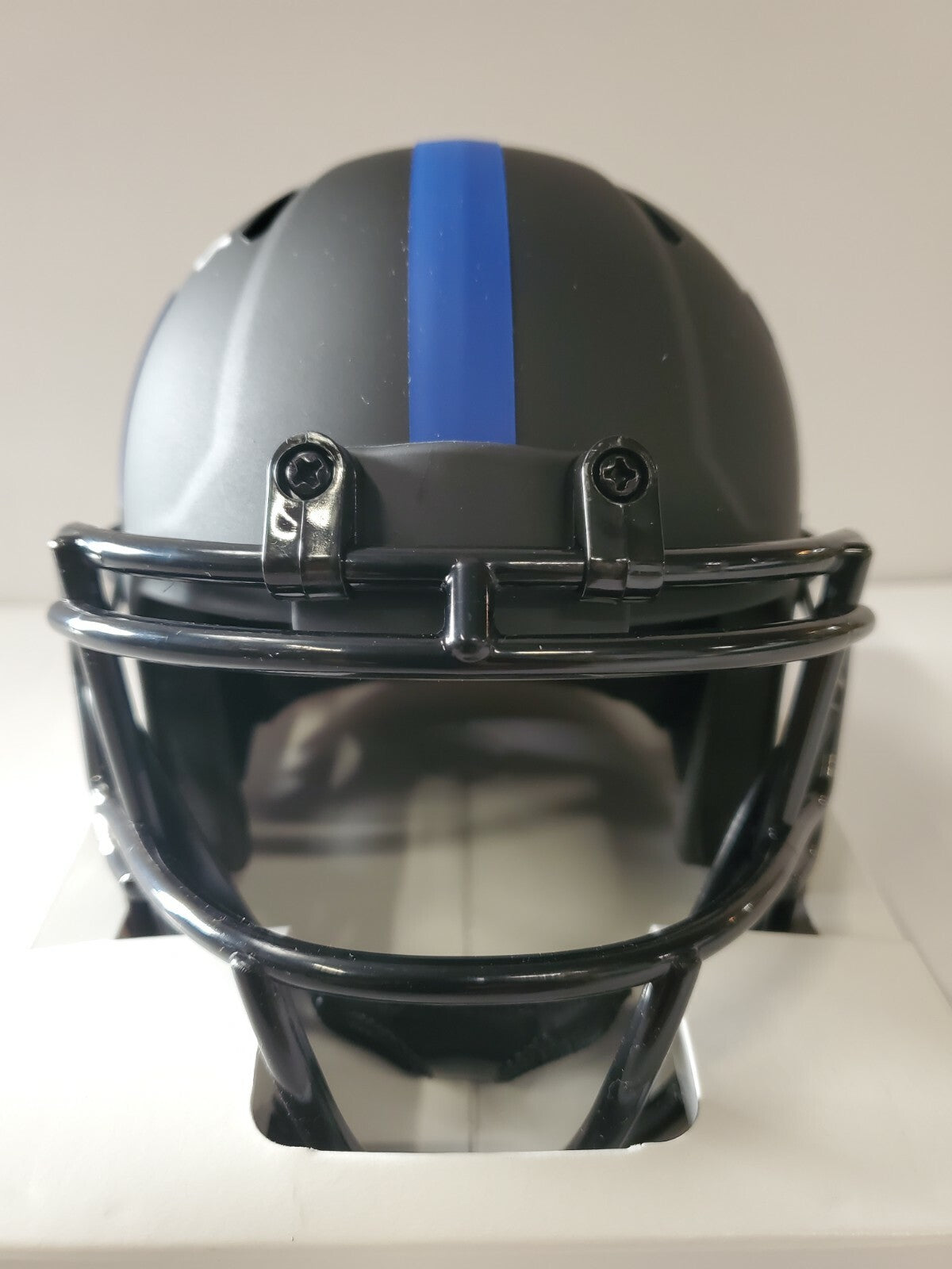 Daniel Jones Autographed In White New York Giants Eclipse Mini Helmet Bas Holo
