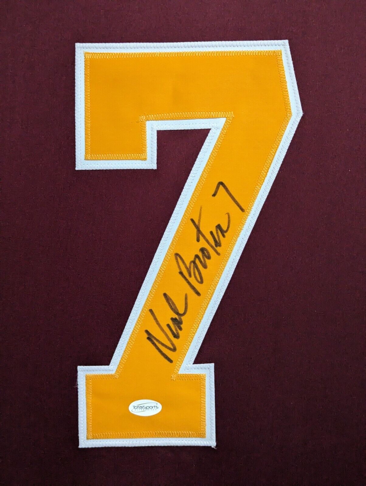 MVP Authentics Framed Minnesota Gophers Neal Broten Autographed Signed Jersey Tse Coa 585 sports jersey framing , jersey framing