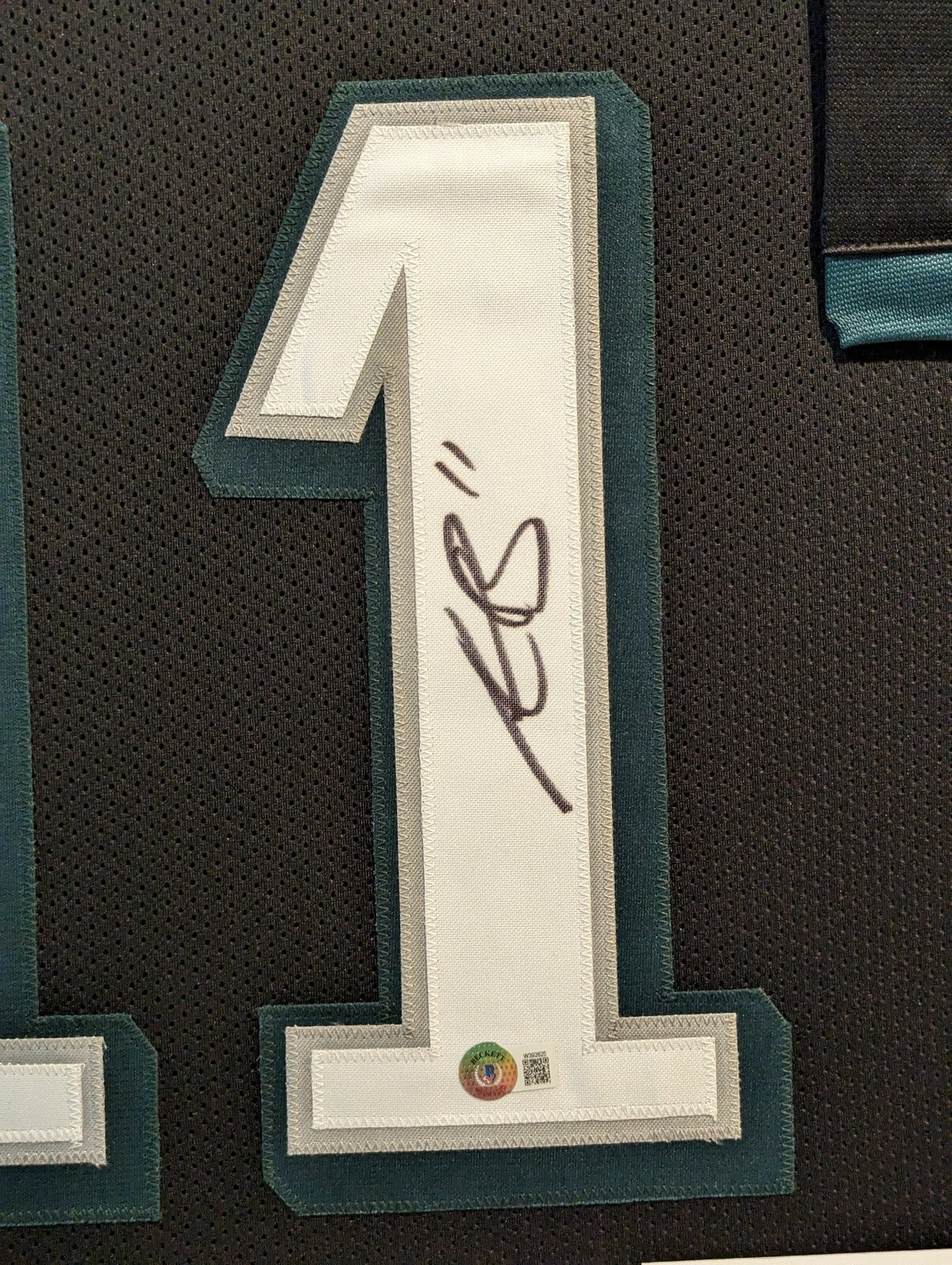 Framed Philadelphia Eagles Aj Brown Autographed Signed Jersey Beckett Holo