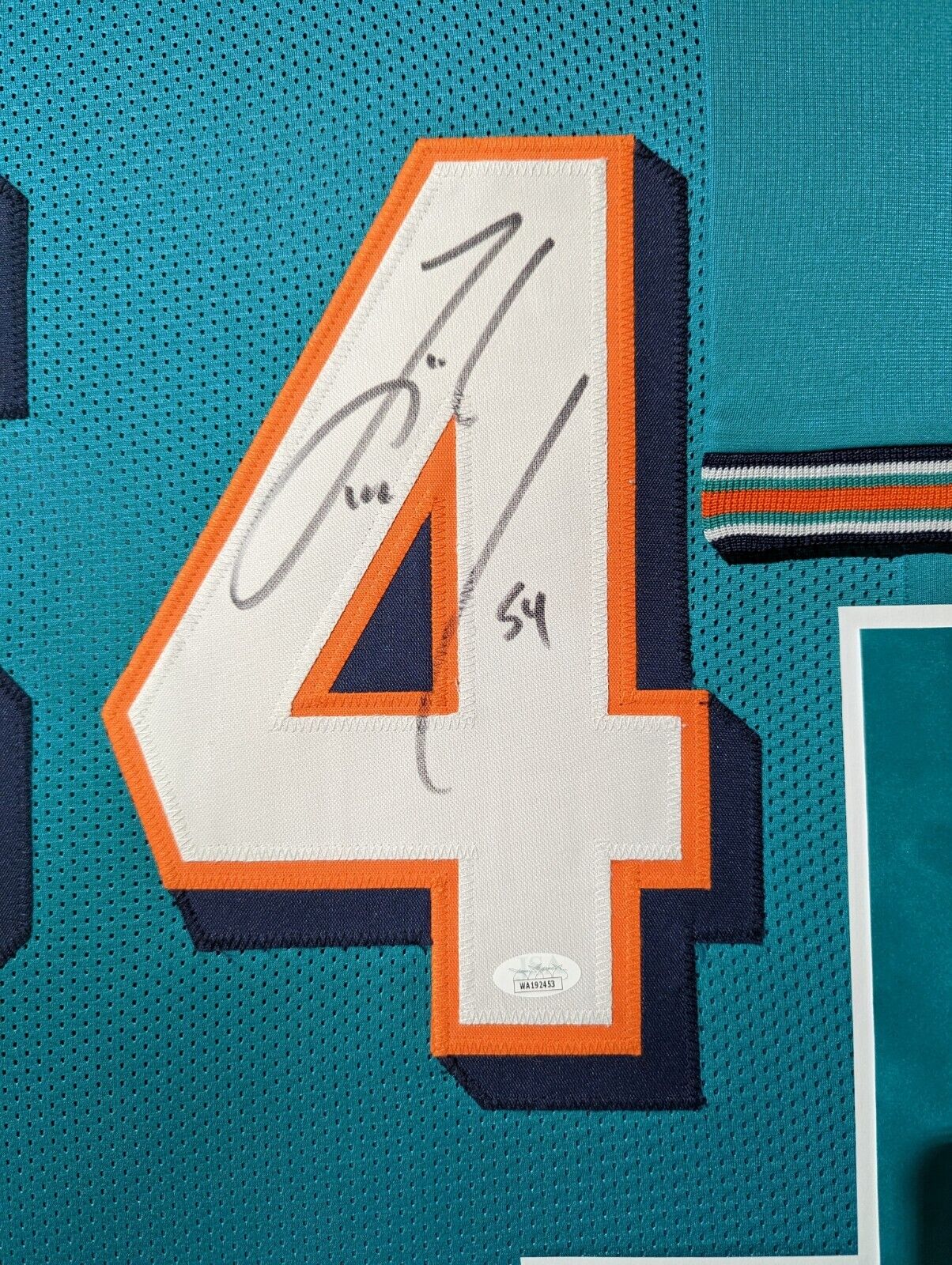 MVP Authentics Framed In Suede Miami Dolphins Zach Thomas Autographed Signed Jersey Jsa Coa 765 sports jersey framing , jersey framing