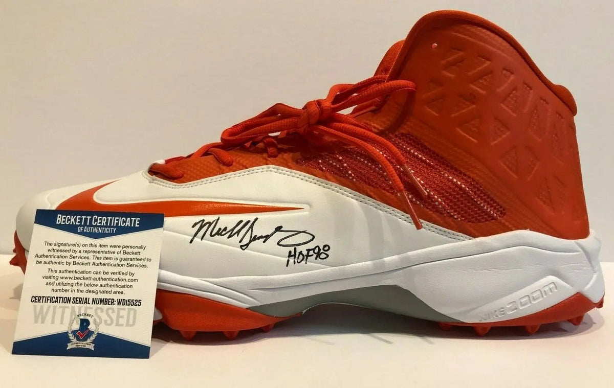 MVP Authentics Chicago Bears Mike Singletary Autographed Signed Inscribed Nike Cleat Bas Coa 134.10 sports jersey framing , jersey framing