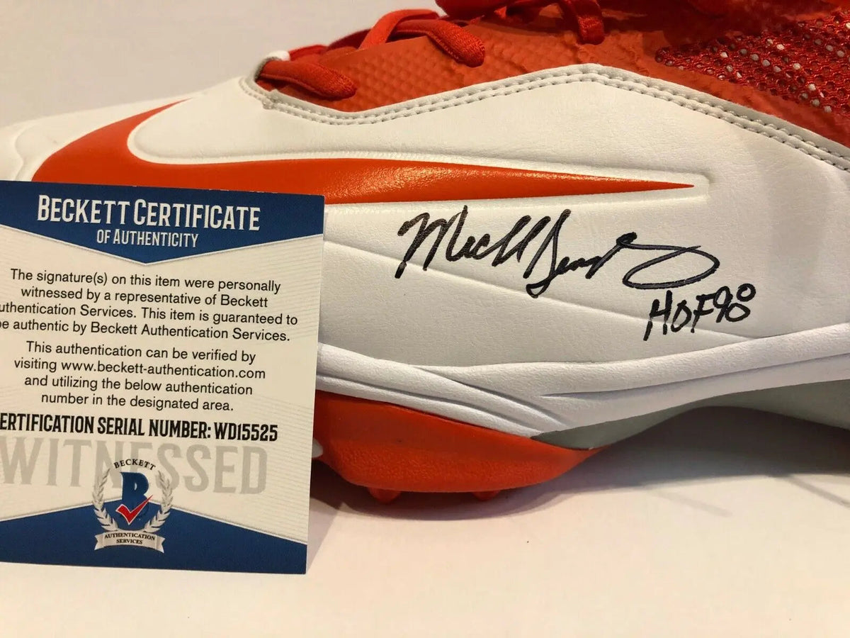 MVP Authentics Chicago Bears Mike Singletary Autographed Signed Inscribed Nike Cleat Bas Coa 134.10 sports jersey framing , jersey framing