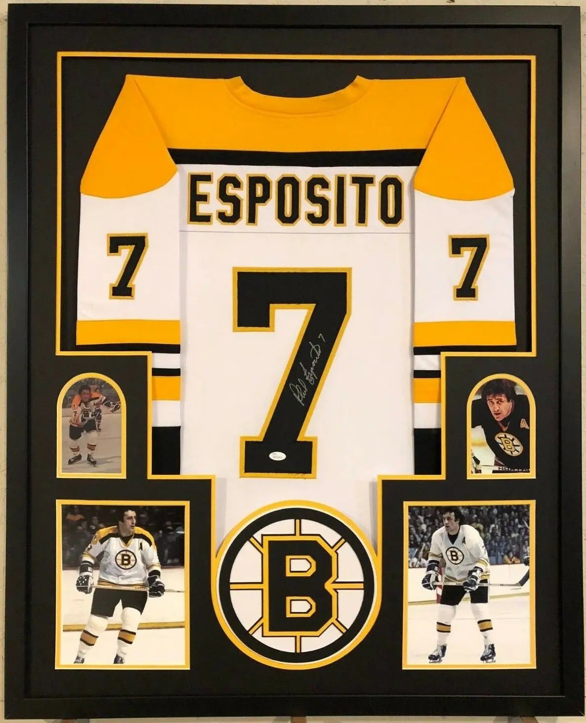 MVP Authentics FRAMED BOSTON BRUINS PHIL ESPOSITO AUTOGRAPHED SIGNED JERSEY JSA COA 540 sports jersey framing , jersey framing
