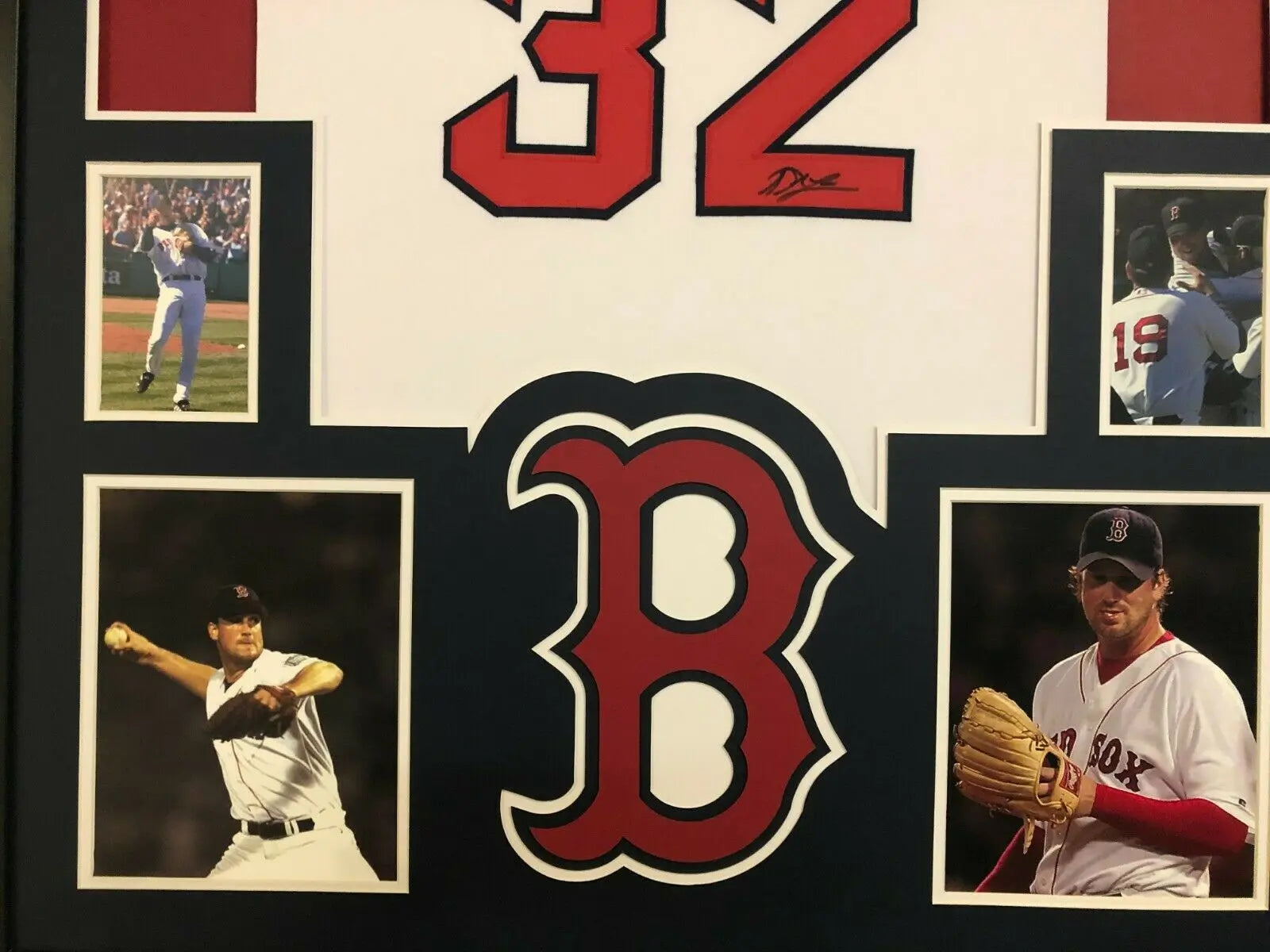 MVP Authentics Framed Boston Red Sox Derek Lowe Autographed Signed Jersey Beckett Coa 540 sports jersey framing , jersey framing