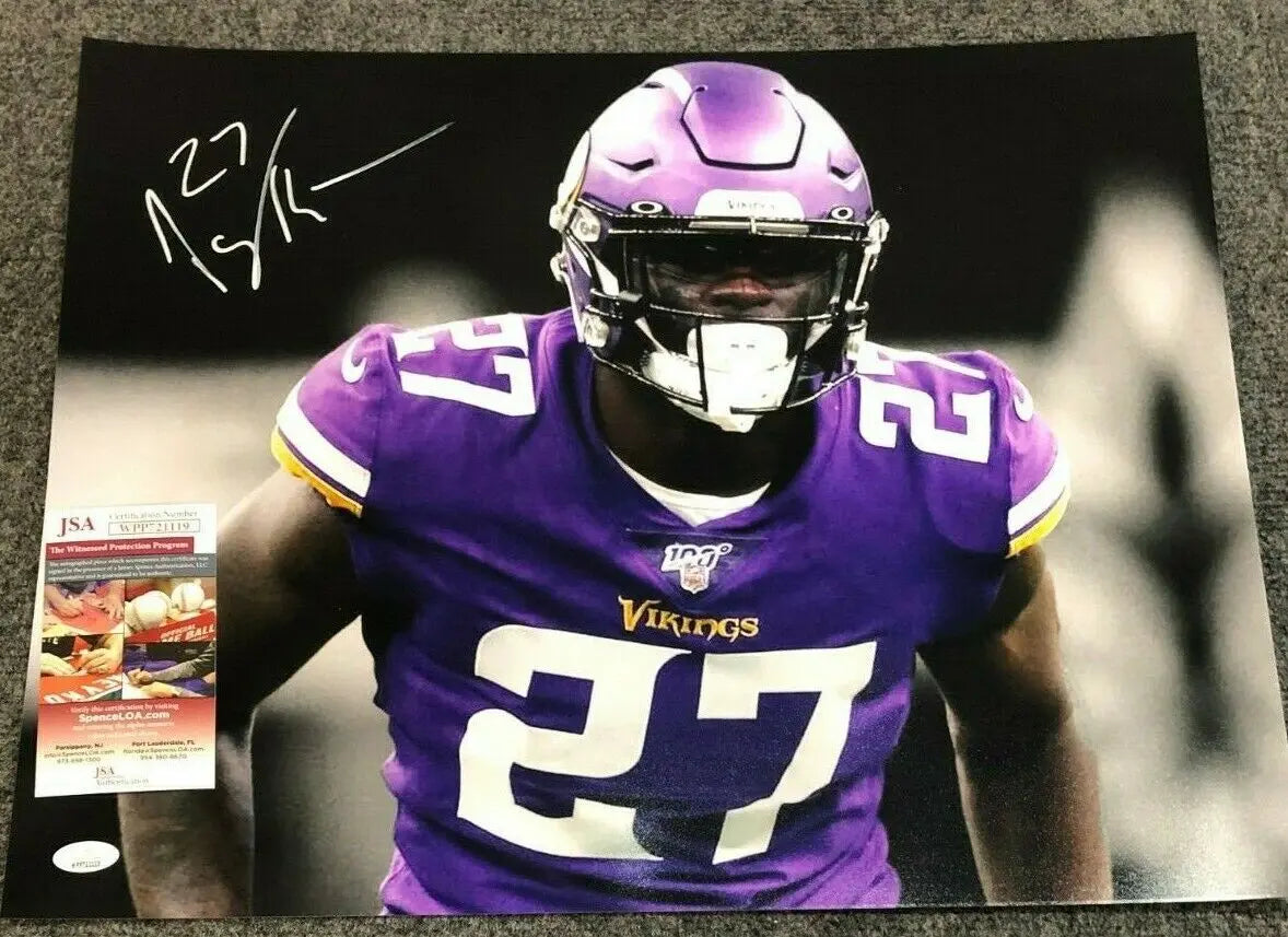 MVP Authentics Minnesota Vikings Jayron Kearse Autographed Signed 16X20 Photo Jsa  Coa 17.10 sports jersey framing , jersey framing