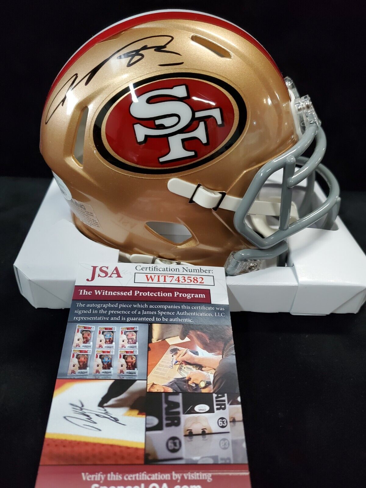 MVP Authentics San Francisco 49Ers Vernon Davis Autographed Speed Mini Helmet Jsa Coa 81 sports jersey framing , jersey framing
