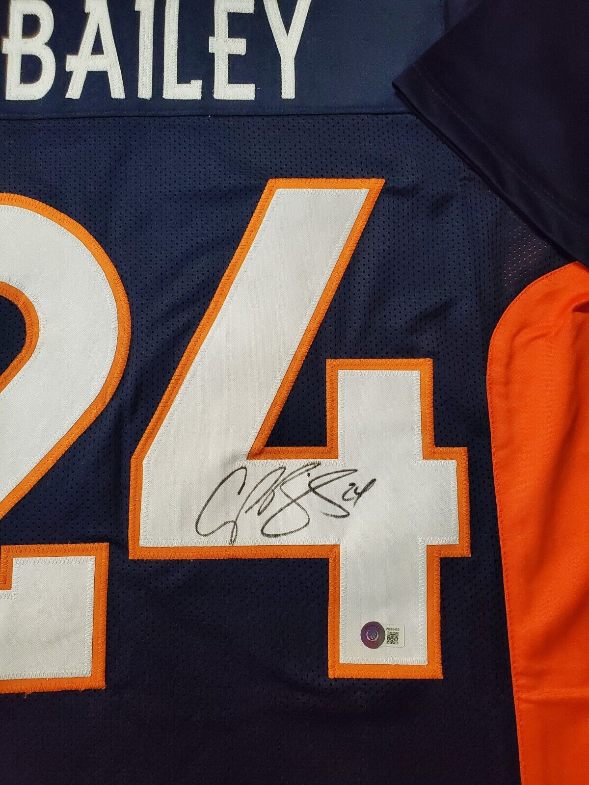 MVP Authentics Denver Broncos Champ Bailey Autographed Signed Jersey Beckett Holo 171 sports jersey framing , jersey framing