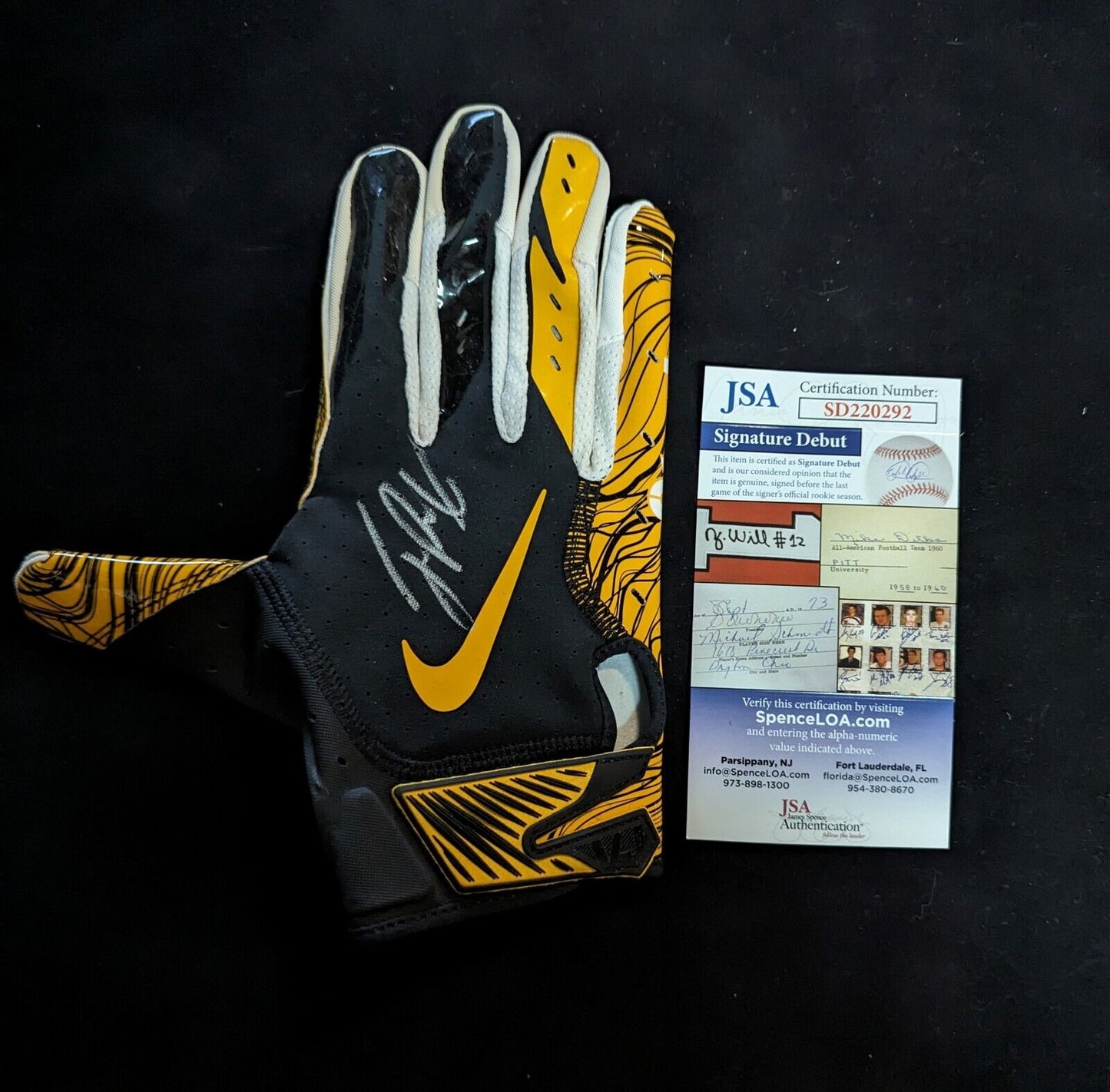 MVP Authentics Pittsburgh Steelers Joey Porter Jr Signed Glove Jsa Coa 112.50 sports jersey framing , jersey framing
