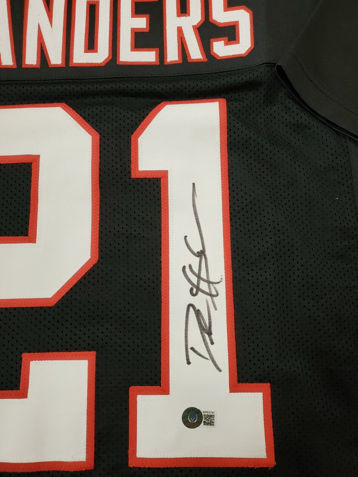 MVP Authentics Atlanta Falcons Deion Sanders Autographed Signed Jersey Beckett Holo 180 sports jersey framing , jersey framing