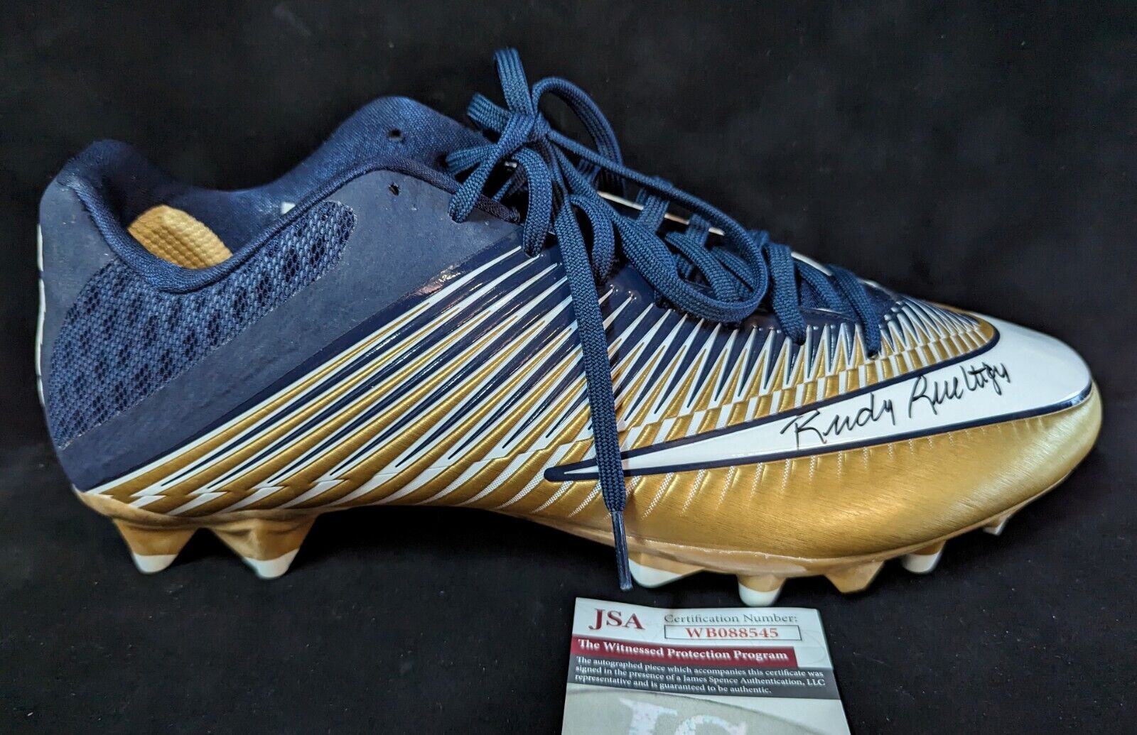 MVP Authentics Notre Dame Fighting Irish Rudy Ruettiger Autographed Signed Cleat Jsa Coa 135 sports jersey framing , jersey framing