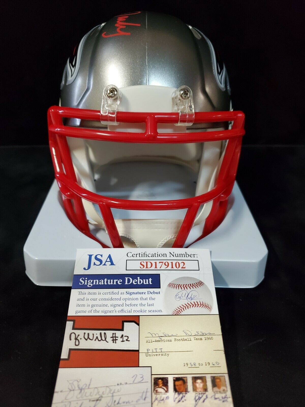 MVP Authentics Atlanta Falcons Frank Darby Autographed Signed Flash Mini Helmet Jsa Coa 89.10 sports jersey framing , jersey framing