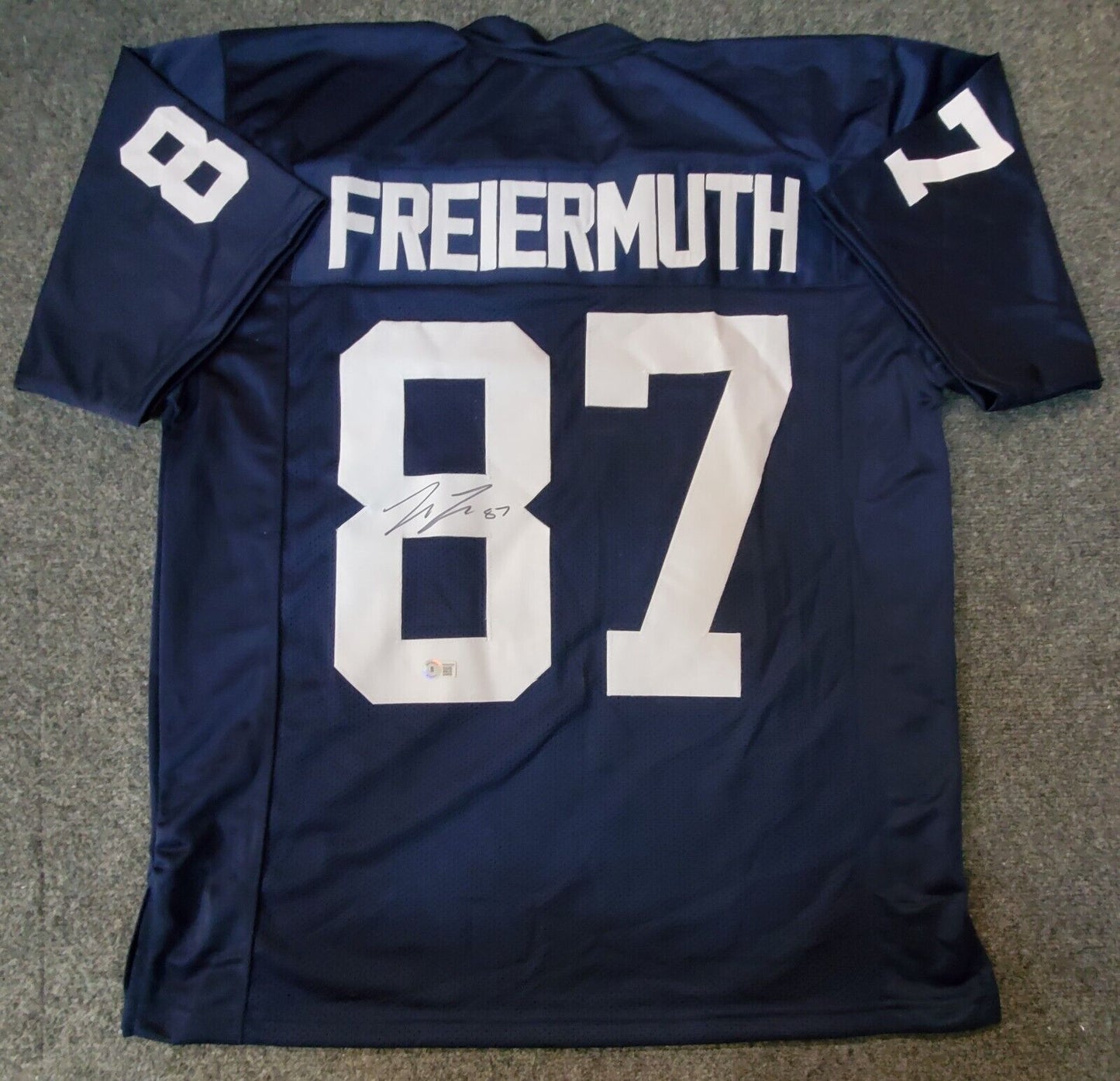 MVP Authentics Penn State Nittany Lions Pat Freiermuth Autographed Signed Jerseybeckett Holo 135 sports jersey framing , jersey framing