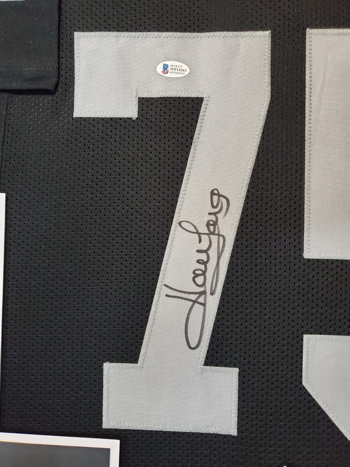 MVP Authentics Framed Oakland Raiders Howie Long Autographed Signed Jersey Beckett Coa 449.10 sports jersey framing , jersey framing