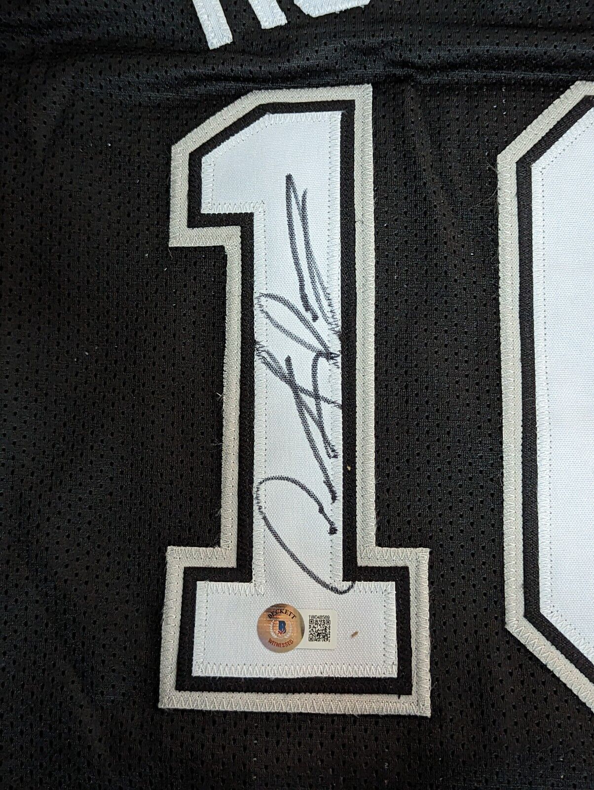 MVP Authentics San Antonio Spurs Dennis Rodman Autographed Signed Jersey Beckett Holo 108 sports jersey framing , jersey framing