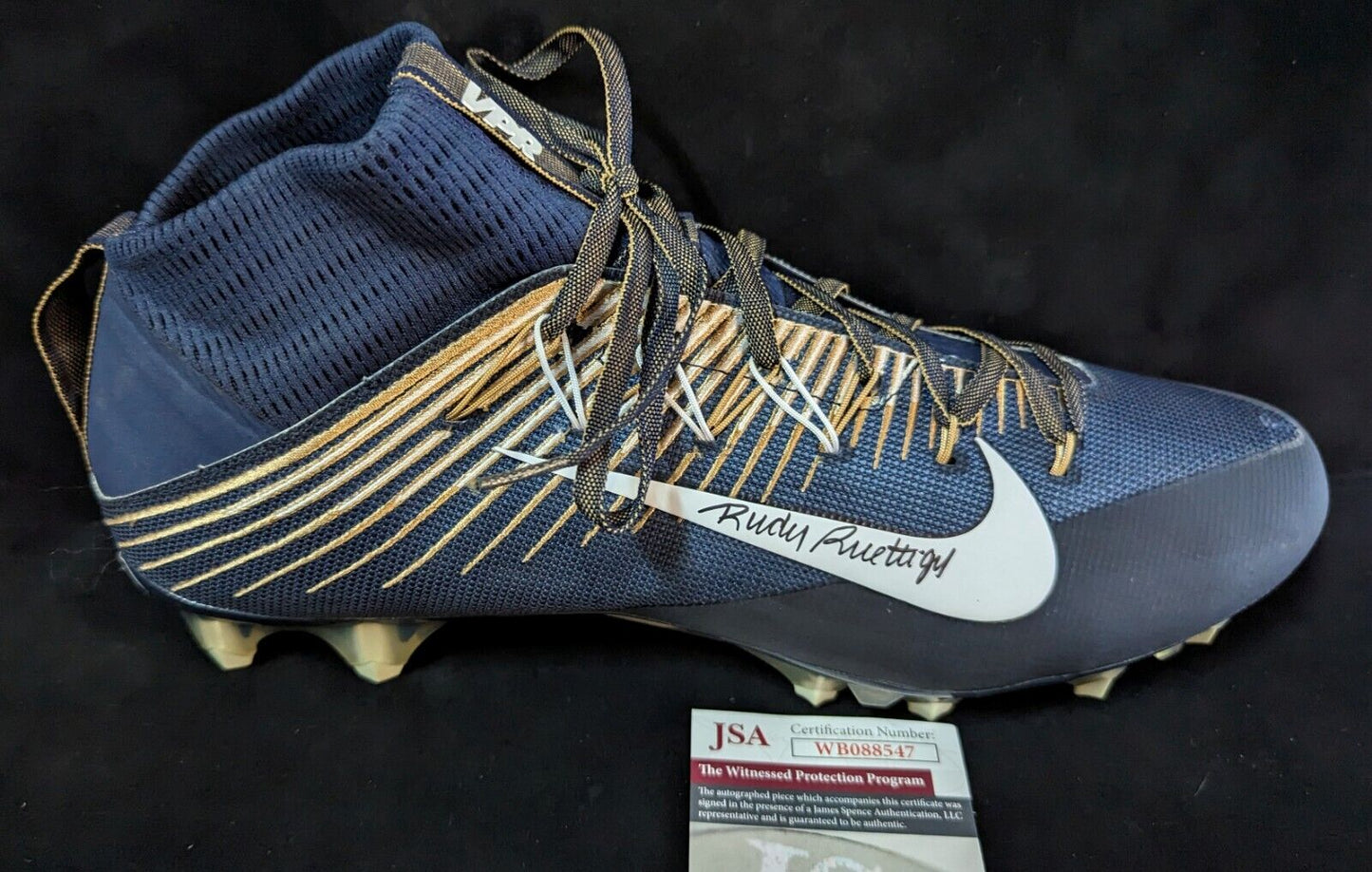 MVP Authentics Notre Dame Fighting Irish Rudy Ruettiger Autographed Signed Cleat Jsa Coa 135 sports jersey framing , jersey framing