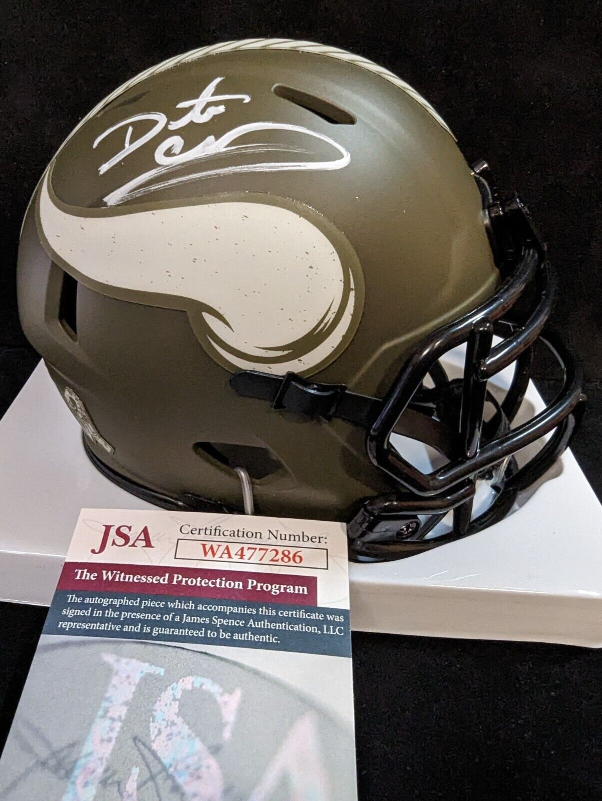 MVP Authentics Minnesota Vikings Daunte Culpepper Autographed Signed Salute Mini Helmet Jsa Coa 135 sports jersey framing , jersey framing