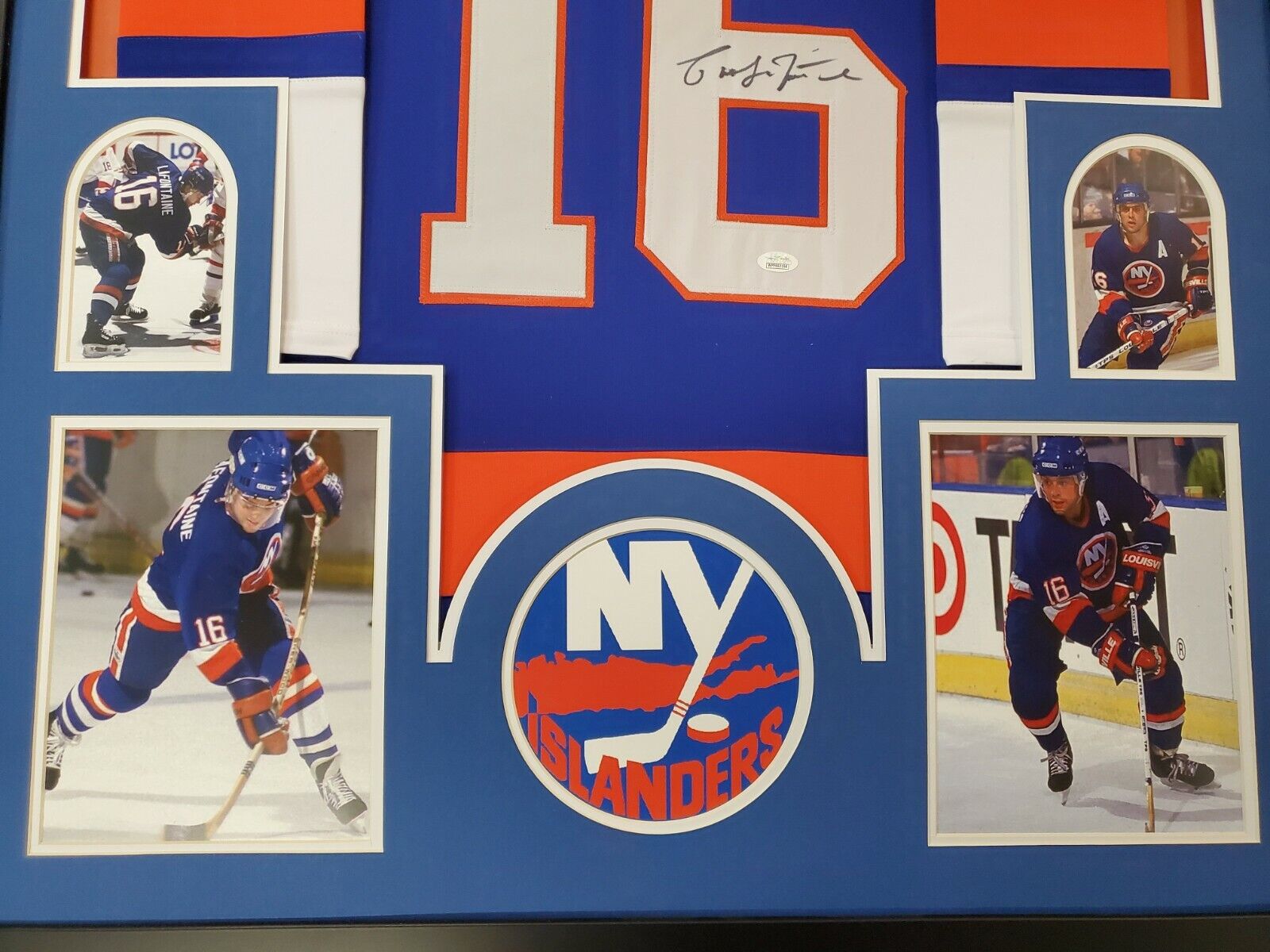 MVP Authentics Framed Pat Lafontaine Autographed Signed N.Y. Islanders Jersey Jsa Coa 539.10 sports jersey framing , jersey framing