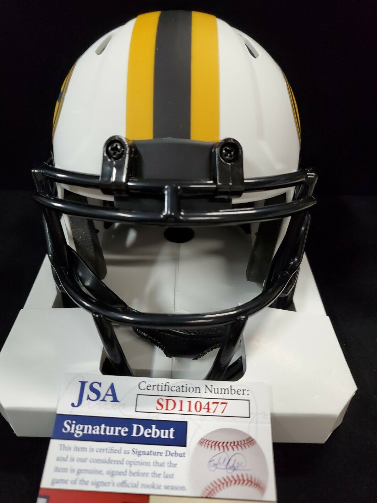 MVP Authentics Green Bay Packers Amari Rodgers Autographed Signed Lunar Mini Helmet Jsa Coa 117 sports jersey framing , jersey framing