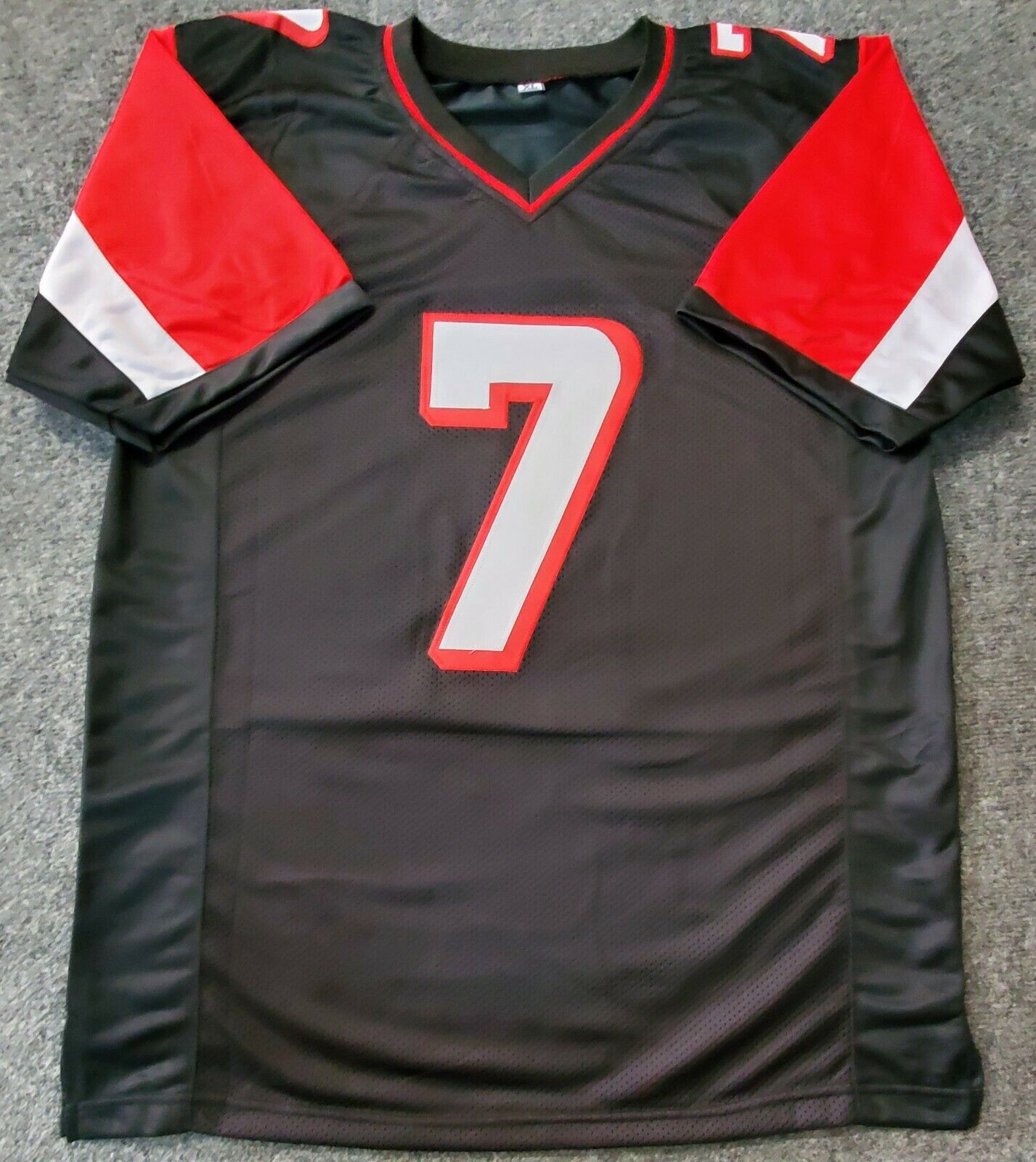MVP Authentics Atlanta Falcons Michael Vick Autographed Signed Jersey Jsa Coa 116.10 sports jersey framing , jersey framing