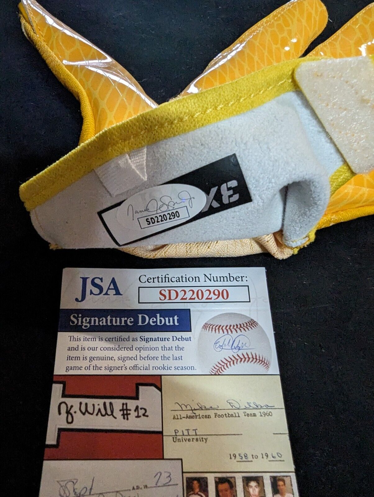 MVP Authentics Pittsburgh Steelers Joey Porter Jr Signed Glove Jsa Coa 112.50 sports jersey framing , jersey framing