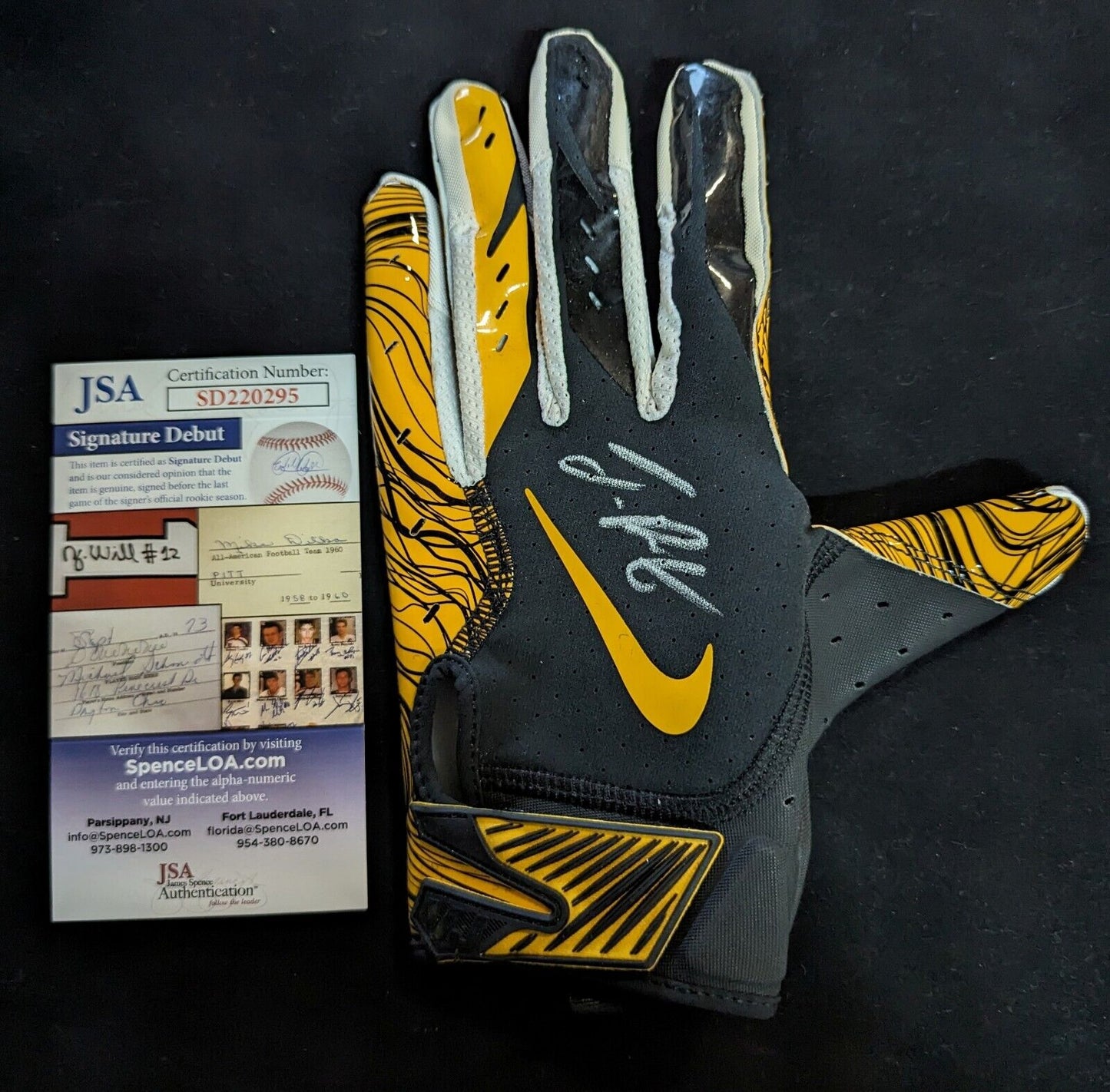 MVP Authentics Pittsburgh Steelers Joey Porter Jr Signed Glove Jsa Coa 112.50 sports jersey framing , jersey framing