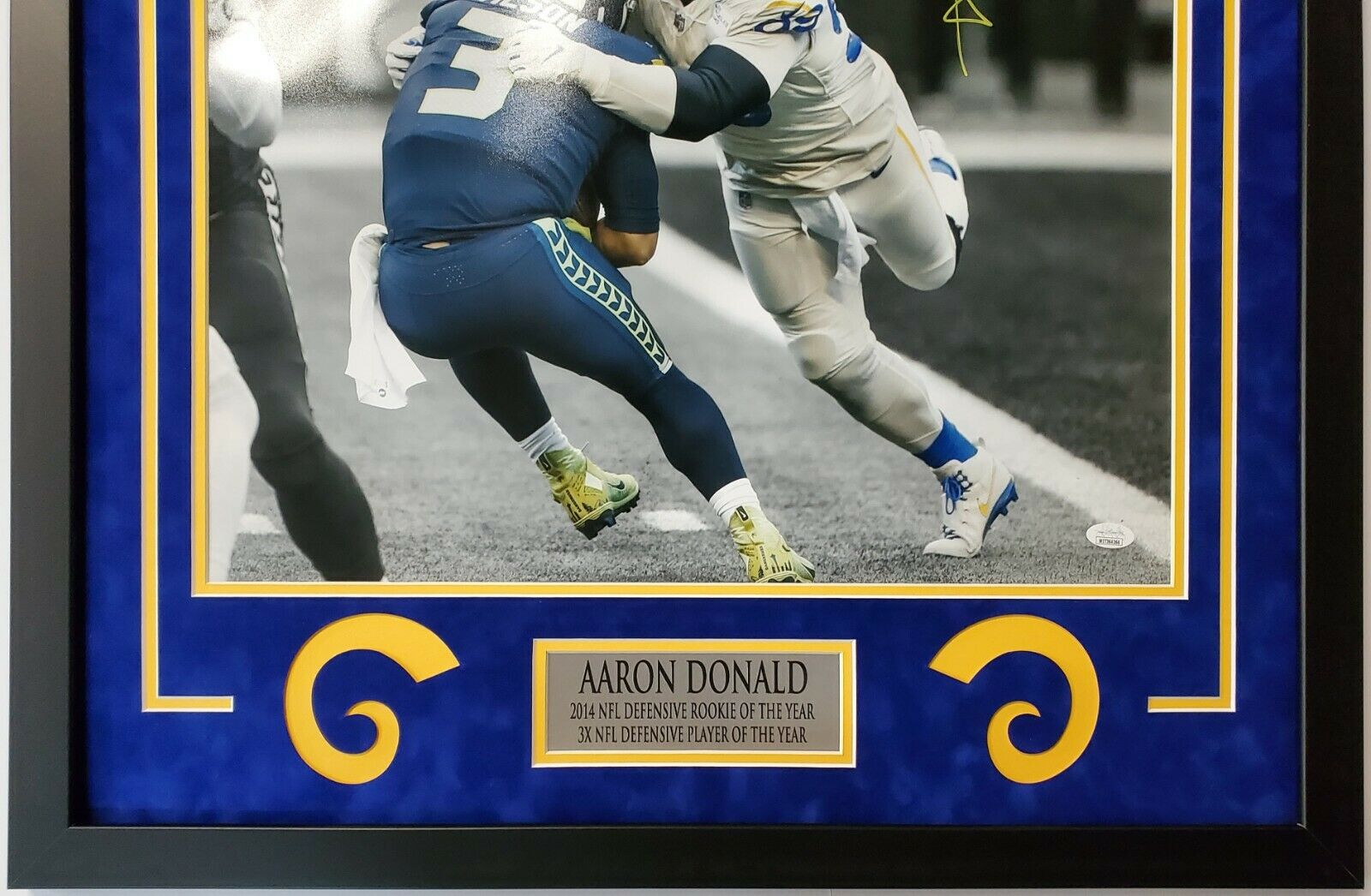 MVP Authentics L.A. Rams Aaron Donald Framed In Suede Signed 16X20 Photo Jsa Coa 314.10 sports jersey framing , jersey framing