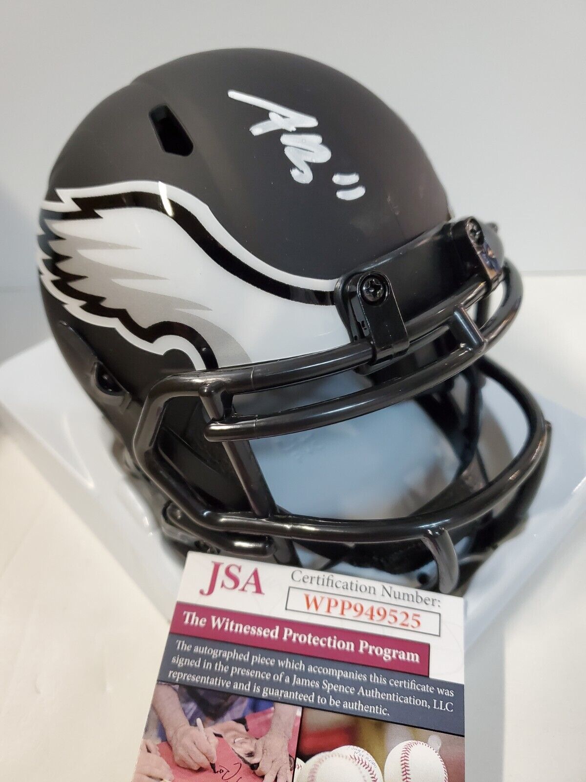 MVP Authentics Philadelphia Eagles Aj Brown Autographed Signed Eclipse Mini Helmet Jsa Coa 117 sports jersey framing , jersey framing