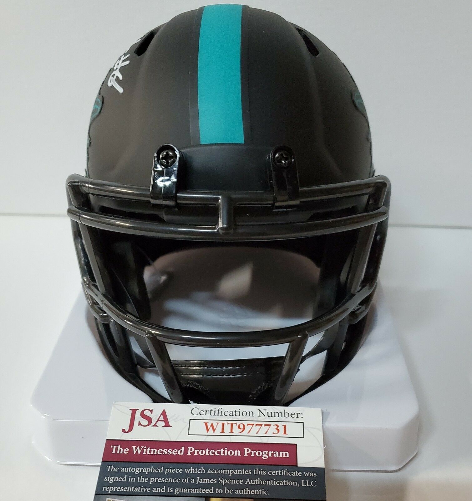 MVP Authentics Miami Dolphins Jevon Holland Autographed White Signed Eclipse Mini Helmet Jsa 112.50 sports jersey framing , jersey framing