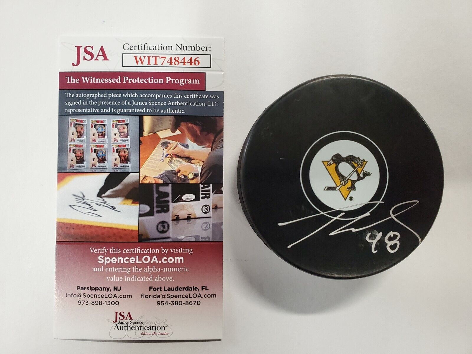 MVP Authentics Pittsburgh Penguins Tyler Kennedy Autographed Signed Logo Puck Jsa Coa 36 sports jersey framing , jersey framing