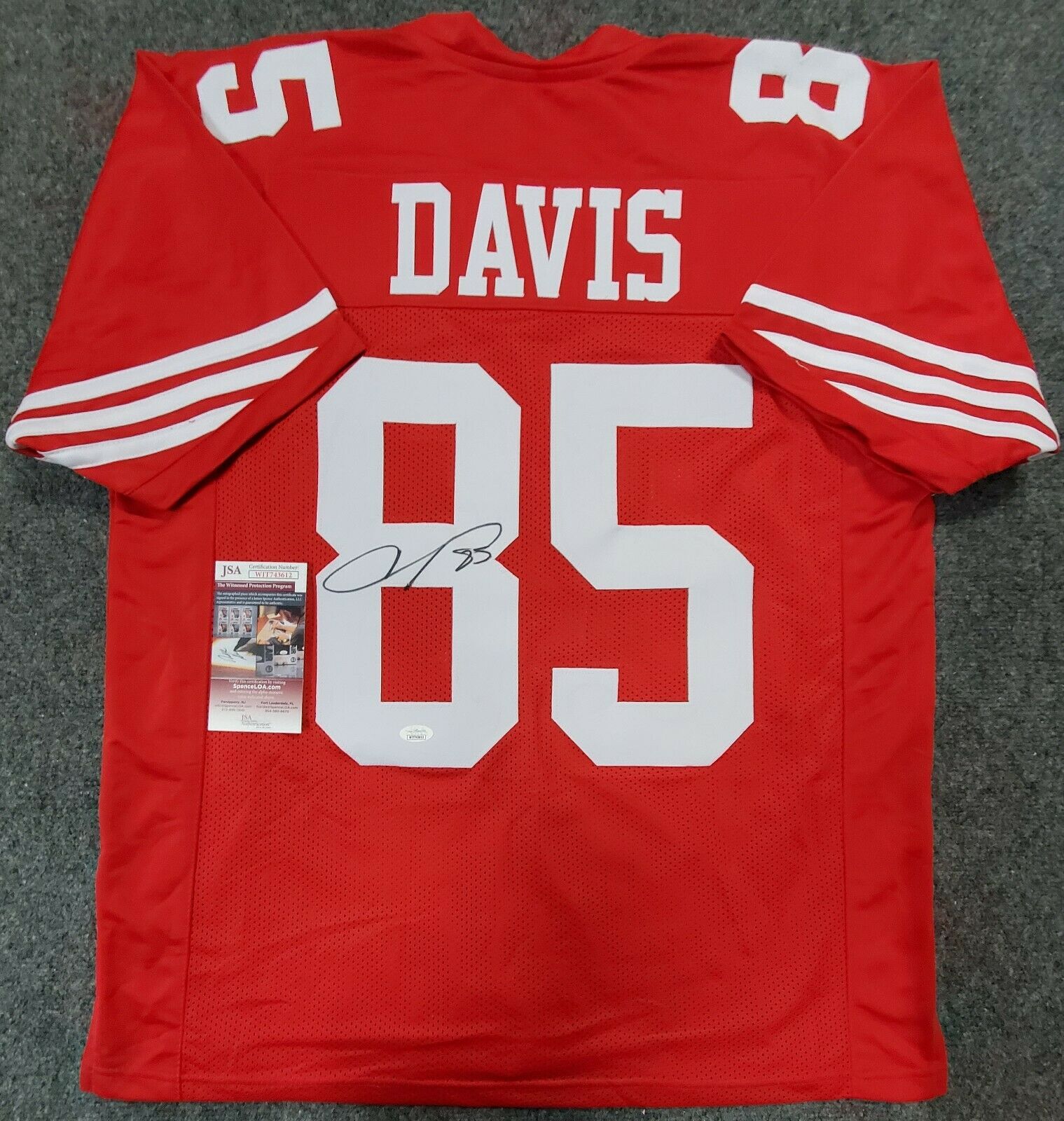 MVP Authentics San Francisco 49Ers Vernon Davis Autographed Signed Jersey Jsa Coa 112.50 sports jersey framing , jersey framing